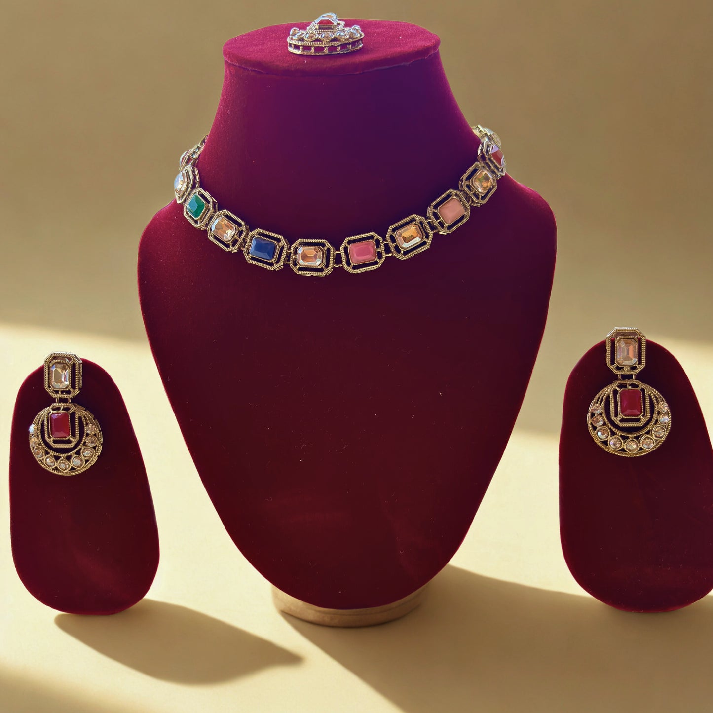 Multicolor Stone Choker Necklace Set with Earrings & Maang Tikka